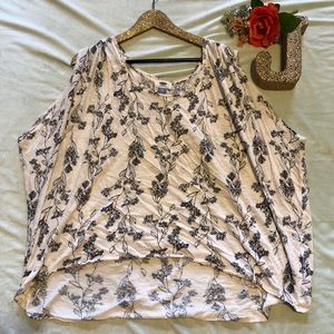 White and Black Old Navy TankTop XXL